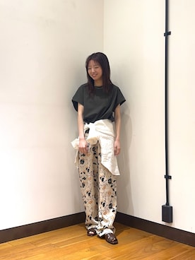「URBAN RESEARCH（アーバンリサーチ）の『UR TECH』スーピマコットンフレンチスリーブカットソー（Tシャツ/カットソー、グリーン系）」を使った、suzukoさん（レディース・152cm）の春コーディネート