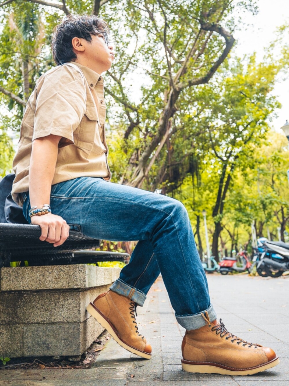 「ootd、穿搭日記、男生穿搭、男裝、RUGGEDWORKS、ruggedstyle、vintage、Goodyear welt、阿美咔叽、色落ち、WORKWEAR、工裝、美式復古、復古風」｜「Carharttのアイテム（シャツ/ブラウス、ベージュ系）」を使った、木工さん（メンズ・164cm）の夏コーディネートの1枚目の写真