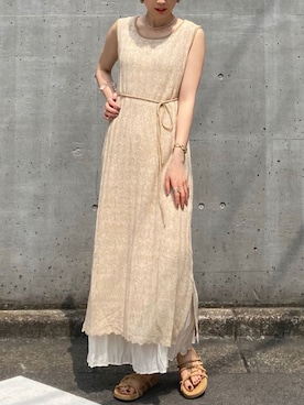 「ニットワンピース」｜「アイテム（イエロー系）」を使った、Raycassin_officialさん（レディース・161cm）の夏コーディネート