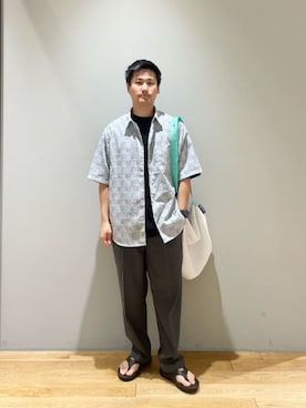 「ROSTER SOX（ロスターソックス）のアイテム（トップス）」を使った、北村さん（メンズ・164cm）の夏コーディネート