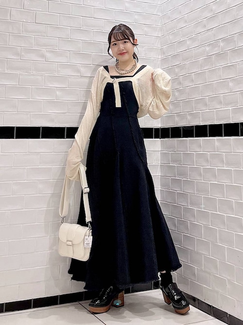 【a1633】4298 シズカコムロ 美品 スパンコール ボレロ ブラック a1633】4298 シズカコムロ 美品 スパンコール ボレロ ブラック