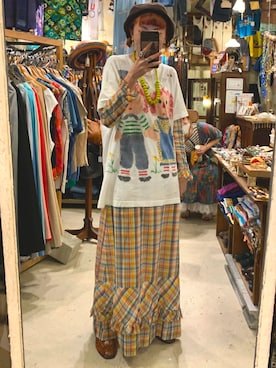 「VINTAGE（ヴィンテージ）のアイテム（サンダル）」を使った、かんなさん（レディース・164cm）の冬コーディネート