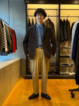 「アイテム（テーラードジャケット）」を使った、原田圭史さん（メンズ・171cm・30代）の秋コーディネート