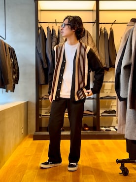 「アイテム（カーディガン/ボレロ）」を使った、原田圭史さん（メンズ・171cm・30代）の冬コーディネート