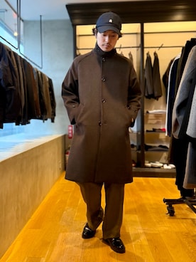 「冬の注目アウター」｜「アイテム（ステンカラーコート）」を使った、原田圭史さん（メンズ・171cm）の秋コーディネート