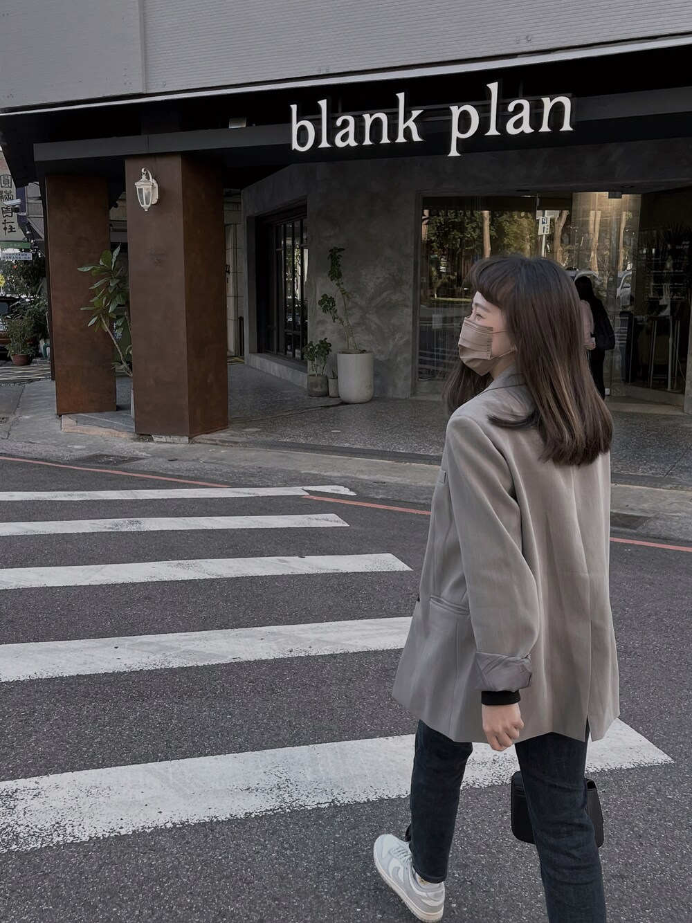 「dress e.のアイテム（スーツジャケット、グレー系）」を使った、Hsu bee🖤さん（レディース・153cm）の冬コーディネートの1枚目の写真