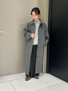「アイテム（ステンカラーコート、グレー系）」を使った、ayaneさん（レディース・159cm）の冬コーディネート
