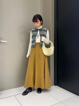 「スカートコーデ」｜「アイテム（ローファー）」を使った、ayaneさん（レディース・159cm）の秋コーディネート