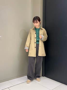 「アイテム（ステンカラーコート）」を使った、ayaneさん（レディース・159cm）の秋コーディネート