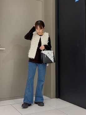 「アイテム（ベスト）」を使った、ayaneさん（レディース・159cm・20代）の秋コーディネート