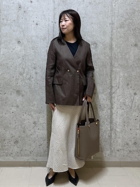「ROPE'（ロペ）のポインテッドVカットパンプス（パンプス、ブラック系）」を使った、HARUさん（レディース・153cm）の春コーディネート