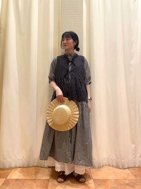 「アイテム（ハット）」を使った、きおりさん（レディース・161cm）の夏コーディネート