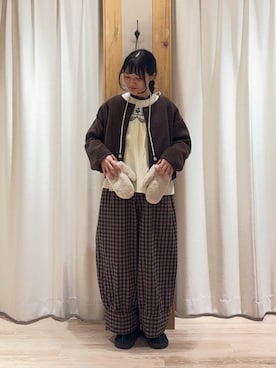 「アイテム（手袋）」を使った、きおりさん（レディース・161cm）の秋コーディネート