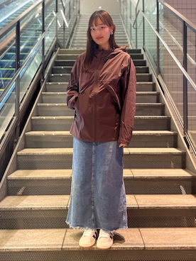 「アイテム（ナイロンジャケット、ブラウン系）」を使った、KMさん（レディース・164cm）の秋コーディネート
