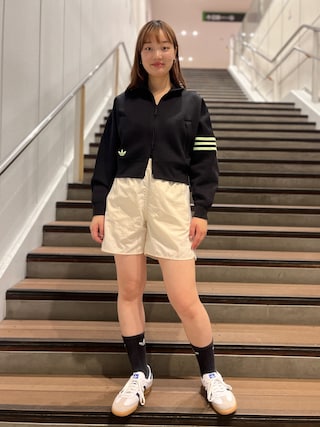 【00's】【好配色】 adidas トラックトップ カーキ 小松菜奈 Y2K 美品90s】アディダス刺繍トラックジャケット古着ジャージトップ