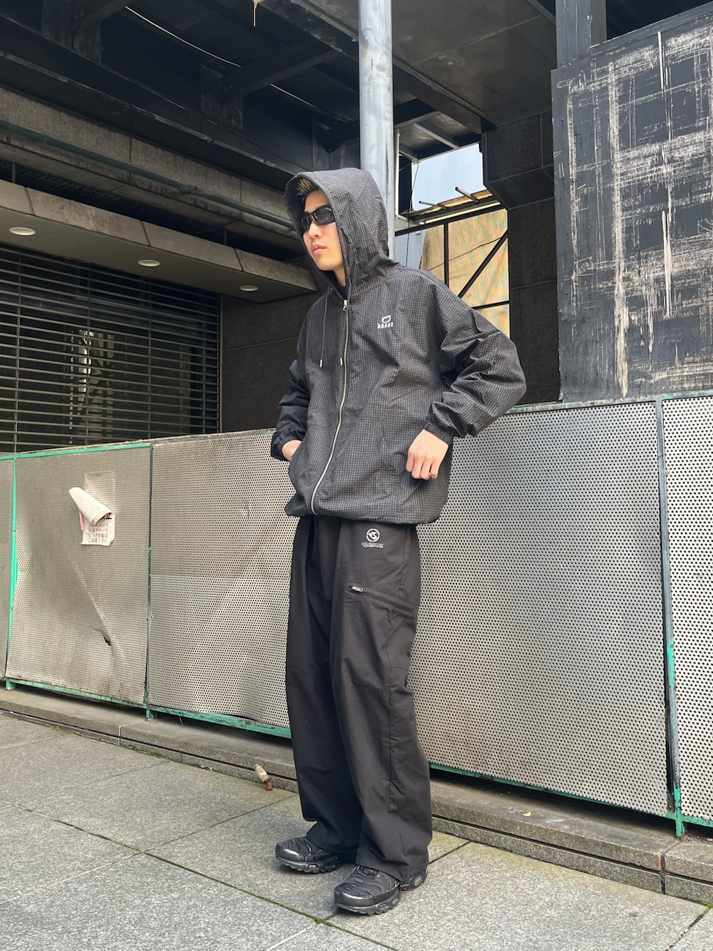 OAKLEY STRAIGHT JACKET サングラス メガネ男子 & メガネ女子 」メガネ着用写真のご紹介