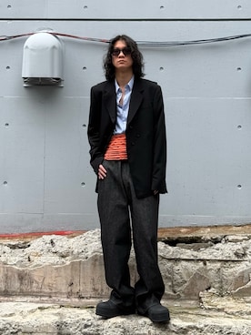 「Toironier（トワロニエ）のToironier/トワロニエ/5Pocket Denim Pants（デニムパンツ、ブラック系）」を使った、中原大地【吾亦紅】さん（メンズ・172cm）の春コーディネート