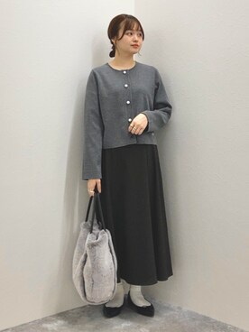 エタニティロゴ刺繍総針クルーネックカーディガン 手洗い可能》エタニティロゴ刺繍総針クルーネックカーディガンを