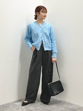 「NOLLEY’S（ノーリーズ）の《手洗い可能》ケーブルレースVネックカーディガン（カーディガン/ボレロ、ブルー系）」を使った、nol murakamiさん（レディース・152cm）の冬コーディネート