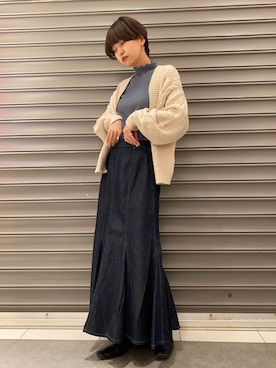 「アイテム（デニムスカート）」を使った、のっちさん（レディース・161cm）の春コーディネート