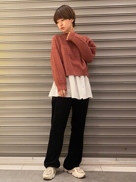 「earth music&ecology（アースミュージックアンドエコロジー）のアイテム（ニット/セーター）」を使った、のっちさん（レディース・161cm）の秋コーディネート