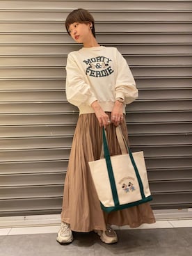 「earth music&ecology（アースミュージックアンドエコロジー）のアイテム（トートバッグ）」を使った、のっちさん（レディース・161cm）の冬コーディネート