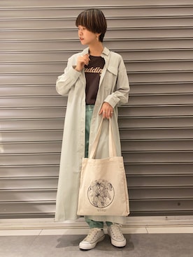 「シャツワンピ」｜「アイテム（チュニック）」を使った、のっちさん（レディース・161cm）の春コーディネート
