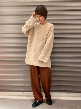 「earth music&ecology（アースミュージックアンドエコロジー）のアイテム（ニット/セーター）」を使った、のっちさん（レディース・161cm）の冬コーディネート
