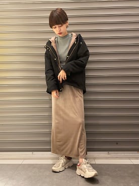 「アイテム（マウンテンパーカー）」を使った、のっちさん（レディース・161cm）の秋コーディネート