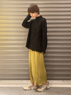 「earth music&ecology（アースミュージックアンドエコロジー）のアイテム（ニット/セーター）」を使った、のっちさん（レディース・161cm）の冬コーディネート