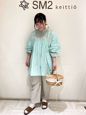 「刺繍」｜「アイテム（チュニック）」を使った、𝕪 𝕦 𝕚さん（レディース・161cm）の春コーディネート