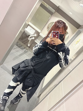 「adidasスニーカー」｜あきえさん（レディース・162cm）の秋コーディネート