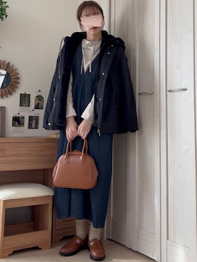 「アイテム（マウンテンパーカー）」を使った、𝚍𝚊𝚛𝚊.さん（レディース・164cm）の秋コーディネート