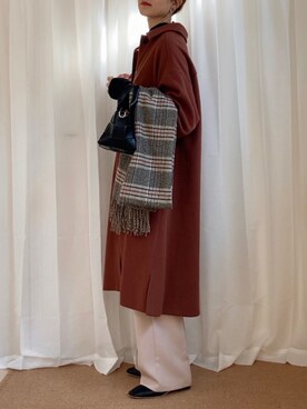 「レトロ」｜「アイテム（ステンカラーコート）」を使った、𝚍𝚊𝚛𝚊.さん（レディース・163cm）の冬コーディネート