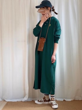「Honeys（ハニーズ）のアイテム（キャップ）」を使った、𝚍𝚊𝚛𝚊.さん（レディース・163cm）の春コーディネート