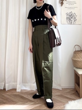 「カーキパンツ」｜𝚍𝚊𝚛𝚊.さん（レディース・163cm・20代）の春コーディネート