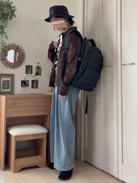 「tiptop（ティップトップ）の【2サイズ展開】フリル使いカットイージーパンツ（その他パンツ、ブルー系）」を使った、𝚍𝚊𝚛𝚊.さん（レディース・164cm）の春コーディネート