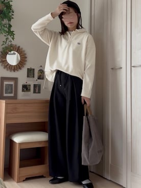 「アイテム（スウェット）」を使った、𝚍𝚊𝚛𝚊.さん（レディース・164cm・30代）の秋コーディネート