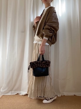 「VIS（ビス）のアイテム（ブルゾン）」を使った、𝚍𝚊𝚛𝚊.さん（レディース・163cm）の秋コーディネート