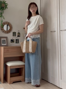 「SENSE OF PLACE by URBAN RESEARCH（センスオブプレイスバイアーバンリサーチ）のフリルドレープトップ（Tシャツ/カットソー、ホワイト系）」を使った、𝚍𝚊𝚛𝚊.さん（レディース・164cm）の夏コーディネート