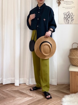 「夏秋ミックス」｜「アイテム（ショルダーバッグ）」を使った、𝚍𝚊𝚛𝚊.さん（レディース・163cm）の夏コーディネート