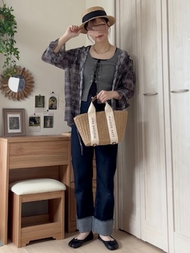 「アイテム（パンツ）」を使った、𝚍𝚊𝚛𝚊.さん（レディース・164cm）の夏コーディネート