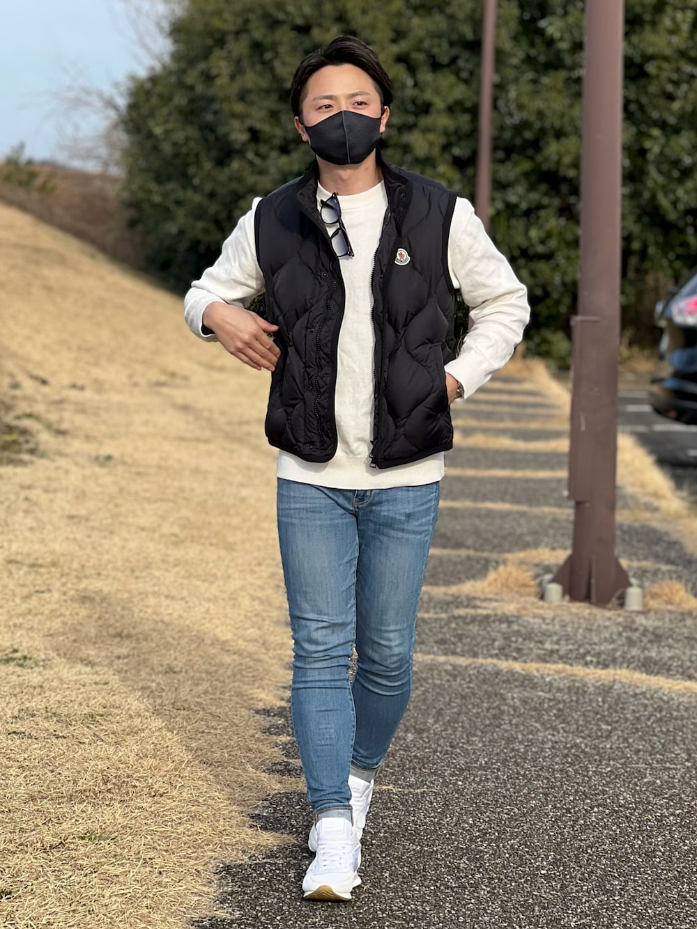 モンクレールTシャツパンツスニーカーバッグに合うダウンベスト モンクレールのダウンベストがおしゃれ！男女別のおすすめ10選