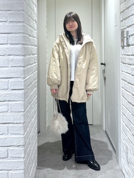「FREE'S MART（フリーズマート）のアイテム（スウェット）」を使った、rikoさん（レディース・157cm）の冬コーディネート