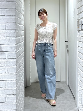 「FREE'S MART（フリーズマート）の◆レーストリミングワイドストレートデニム（その他パンツ、ブルー系）」を使った、rikoさん（レディース・157cm）の春コーディネート