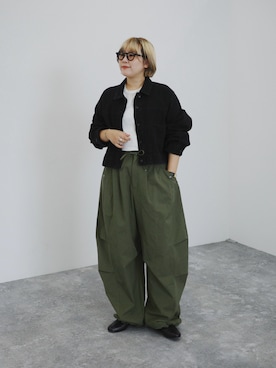 「アイテム（デニムジャケット、ブラック系）」を使った、まりんさん（レディース・156cm）の秋コーディネート