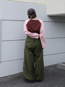 「アイテム（キャップ）」を使った、まりんさん（レディース・156cm）の秋コーディネート