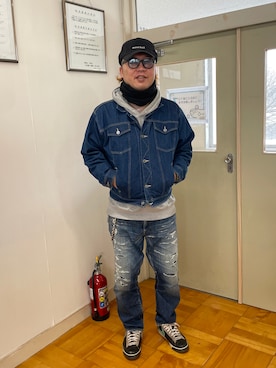 「AOZORA（アオゾラ）のアイテム（デニムパンツ、ブルー系）」を使った、Shigeさん（メンズ・176cm）の冬コーディネート