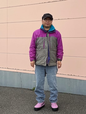 「mont-bell（モンベル）のアイテム（ダウンジャケット/コート、パープル系）」を使った、Shigeさん（メンズ・176cm）の冬コーディネート