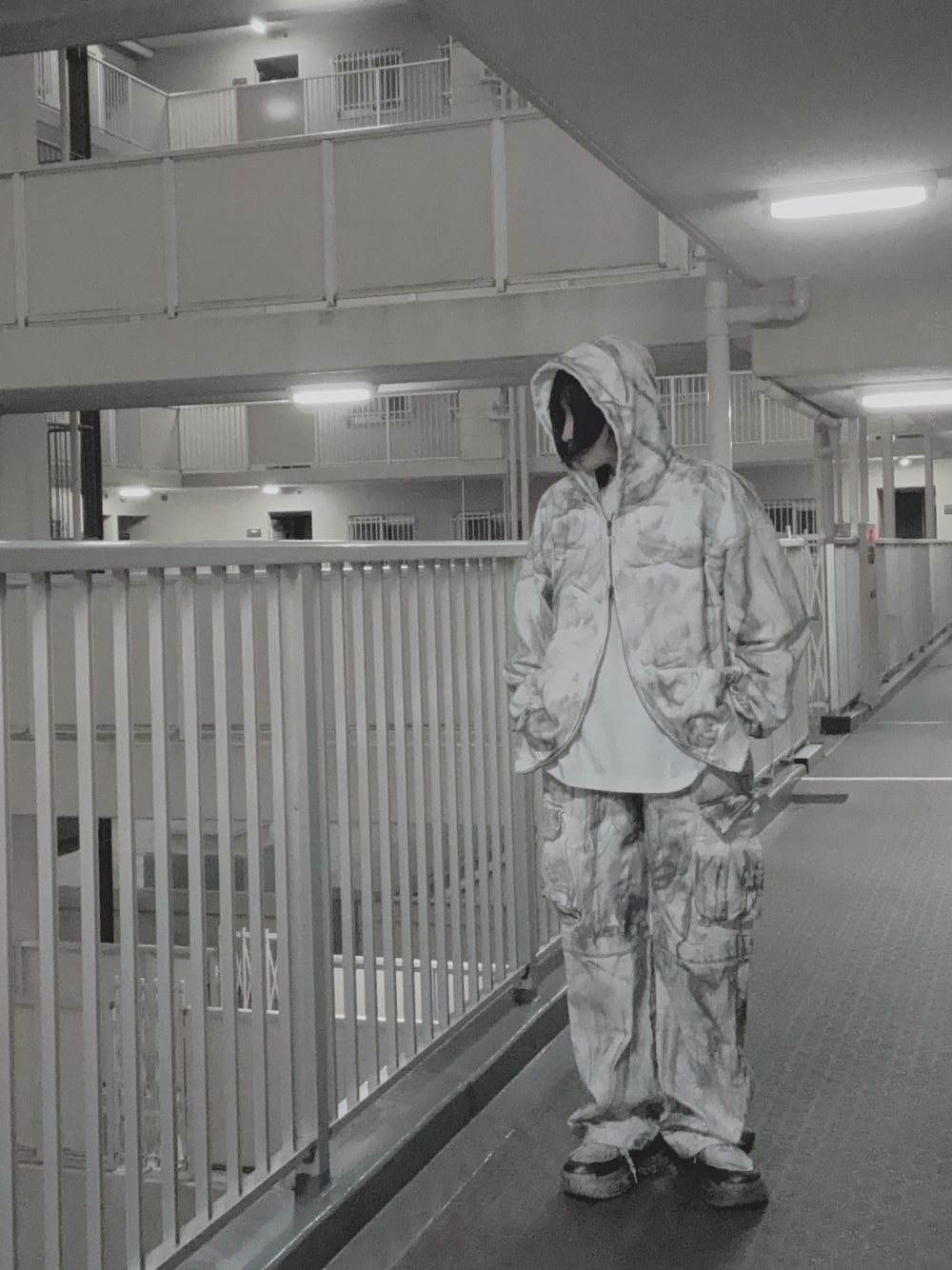 【XU DOG】dirty washing zip up hoodie ホワイト XU DOG】dirty washing zip up hoodie ホワイト XU DOG】dirty washing